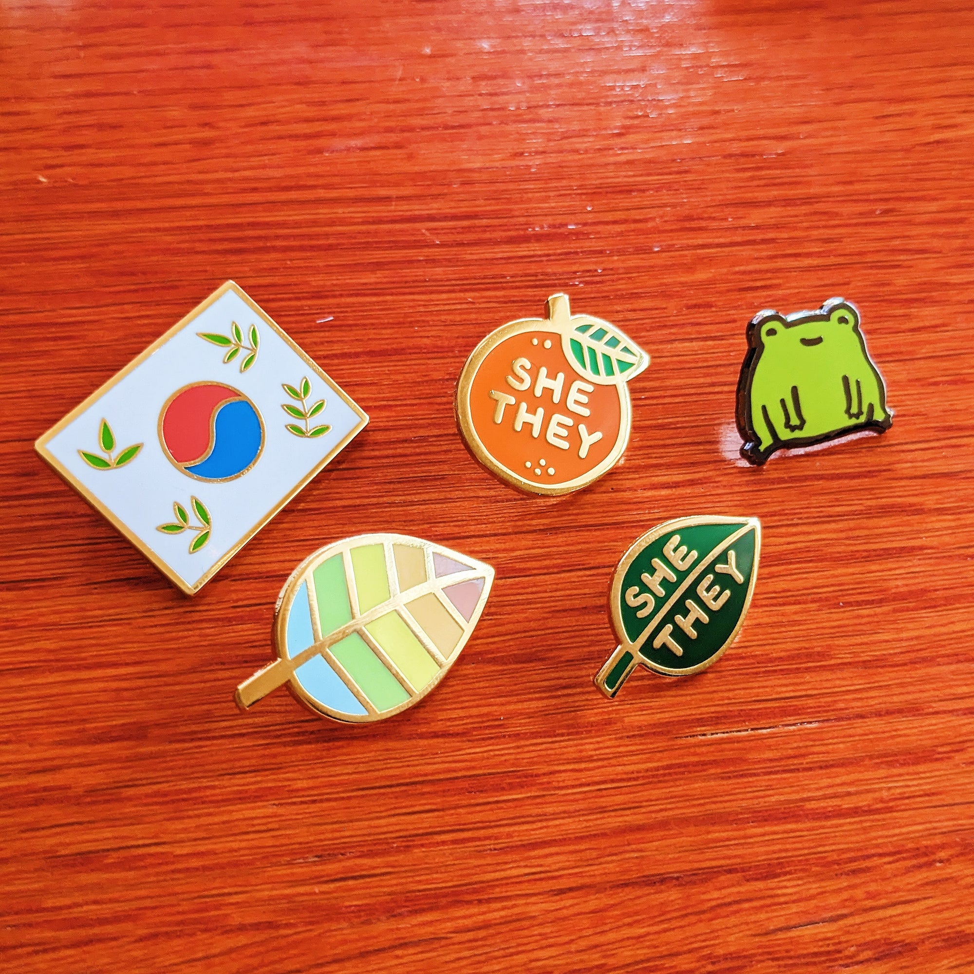 Leafy Korean Flag Enamel Pin